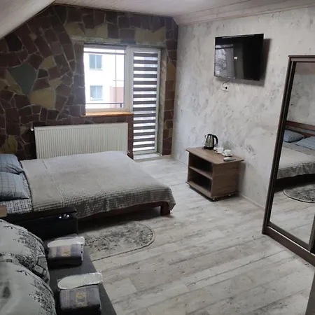 Margo Πανσιόν