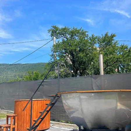 Margo בית הארחה *